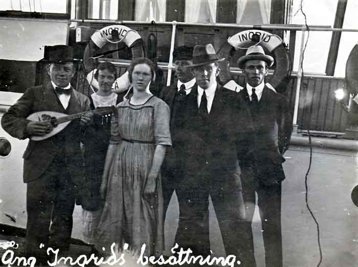 Bes�ttning � bogseraren Ingrid av Lule�.