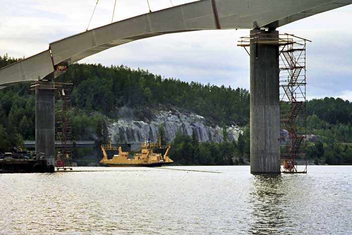 Brobygget mellan Svartnora och Hornökrången den 28 aug 1998